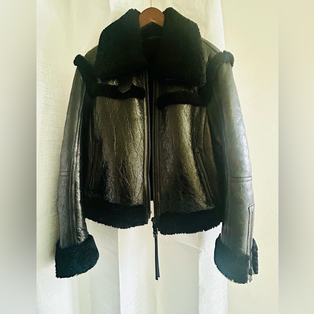 AllSaints Kitt Shearling Textured Leather Jacket - Picture 2 of 3